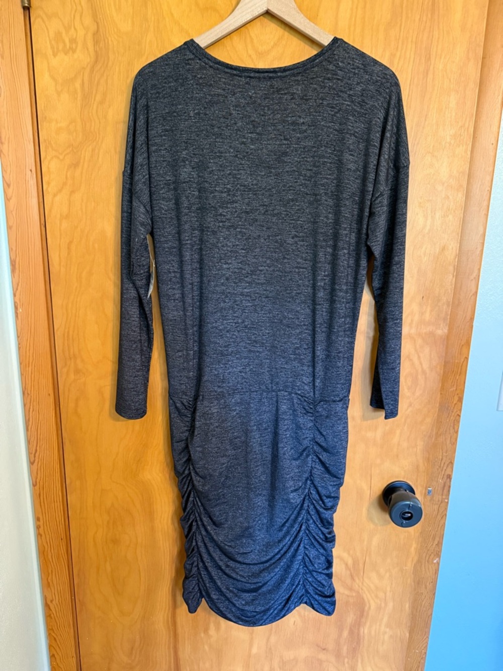 NWT Athleta Tulip Long Sleeve Dress Heathered Gray Black Size M - Picture 4 of 7